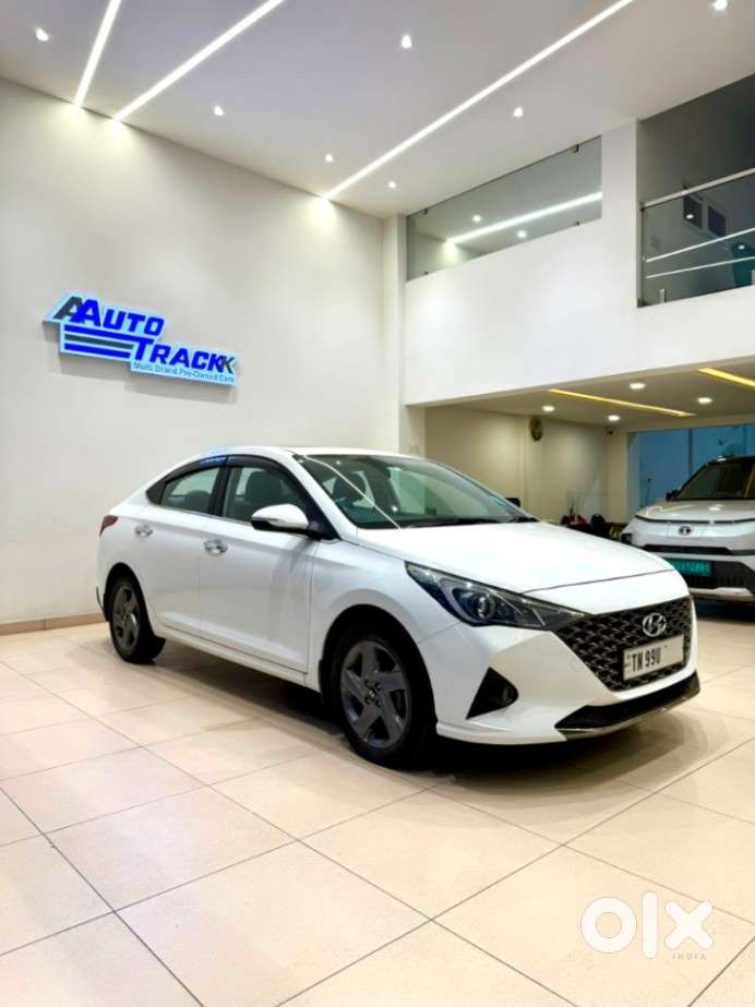 Hyundai Verna 1.5 Sx Petrol Mt, 2021, Petrol