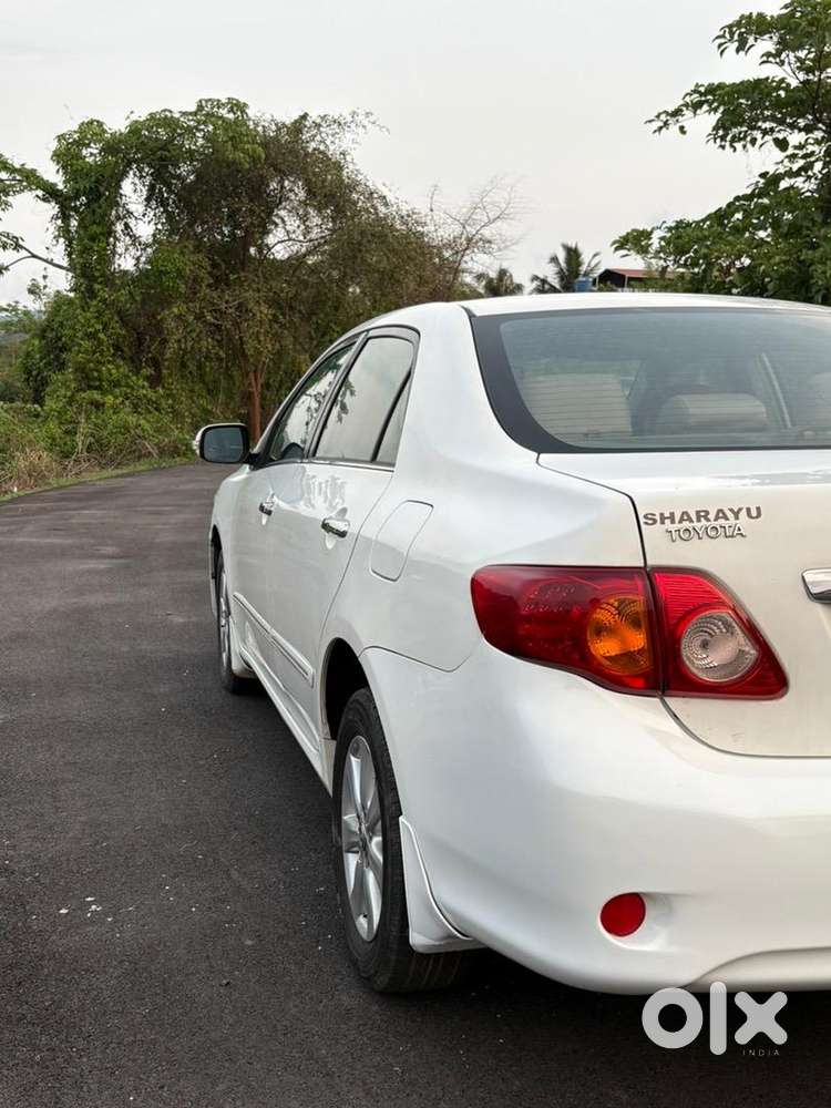 Toyota Corolla Altis 1.8g In Excellent Condition