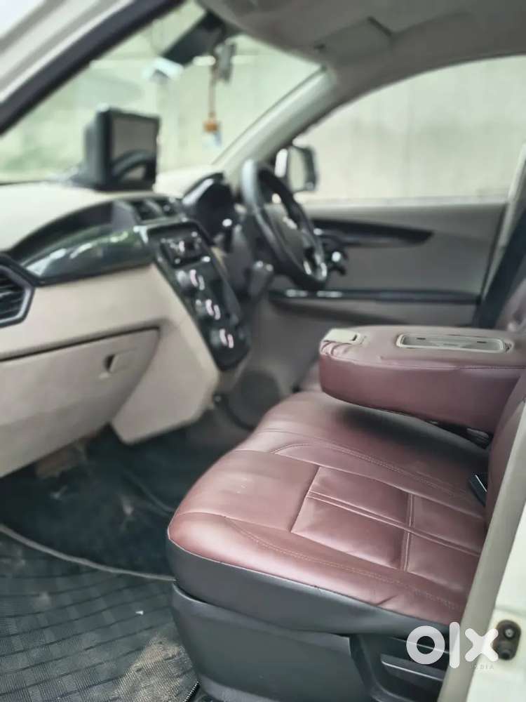 Mahindra Kuv 100 Diesel  1st Owner  2017  Only 64 ,000 Kms Driven