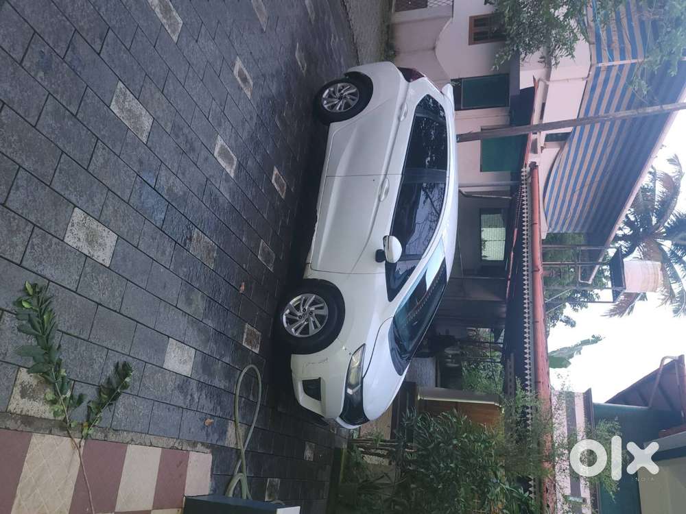 2016 Honda Jazz Urgent Sale.