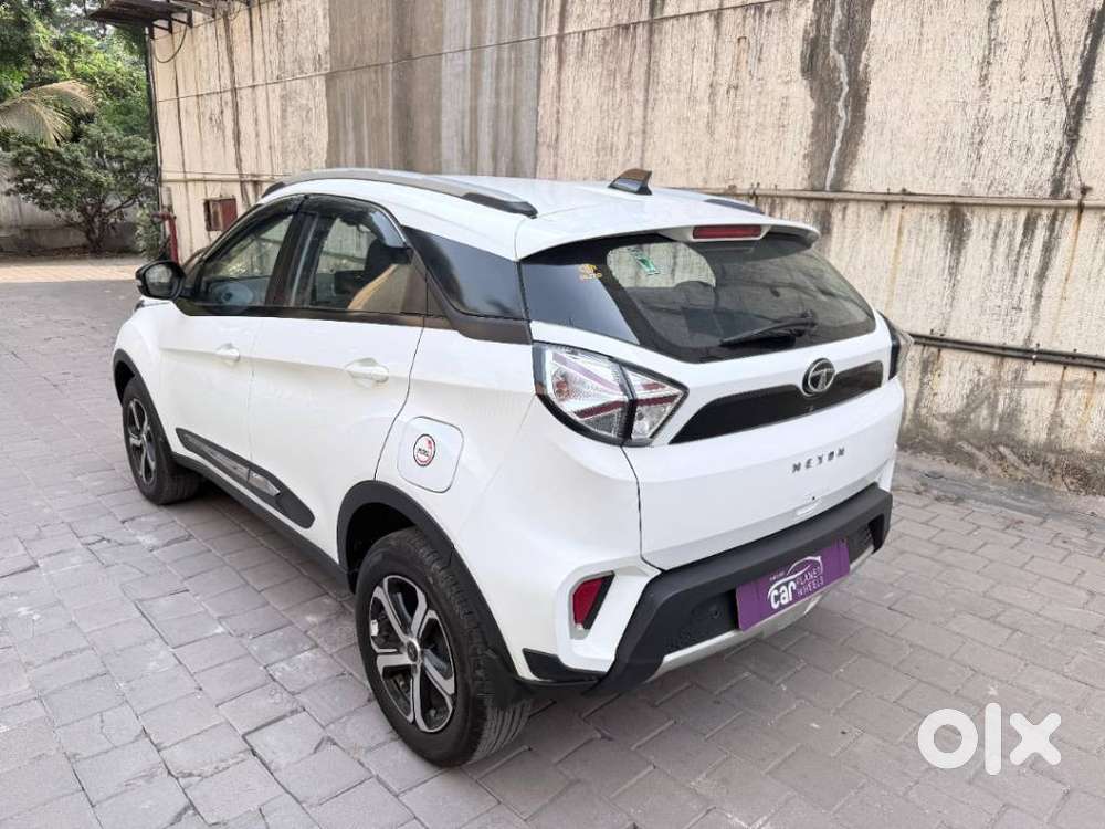 Tata Nexon 1.2 Revotron Xza Plus, 2023, Petrol