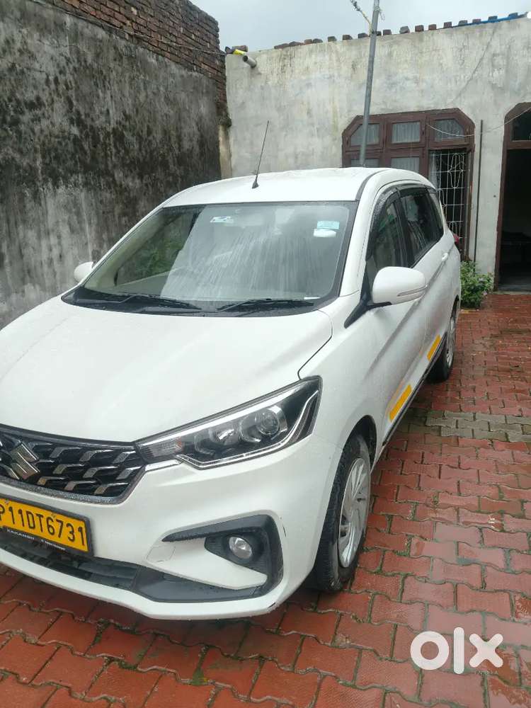 Maruti Suzuki Ertiga Vxi Cng 2025