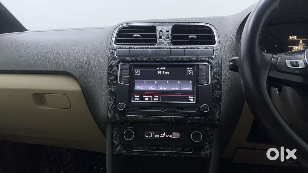 Volkswagen Vento 2010-2013 Petrol Highline At, 2022, Petrol