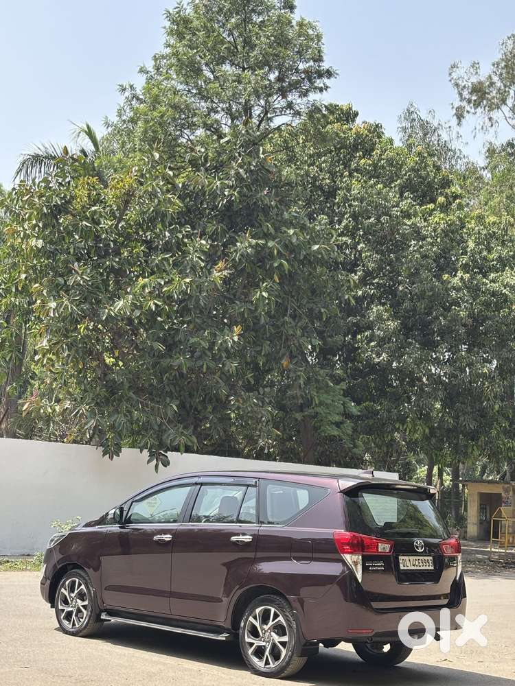 Toyota Innova Crysta 2.8 Zx At 7 Seater, 2019, Diesel