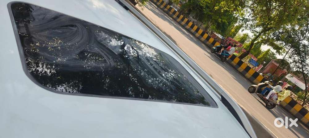 Maruti Suzuki Brezza Zxi S-cng, 2024, Cng & Hybrids