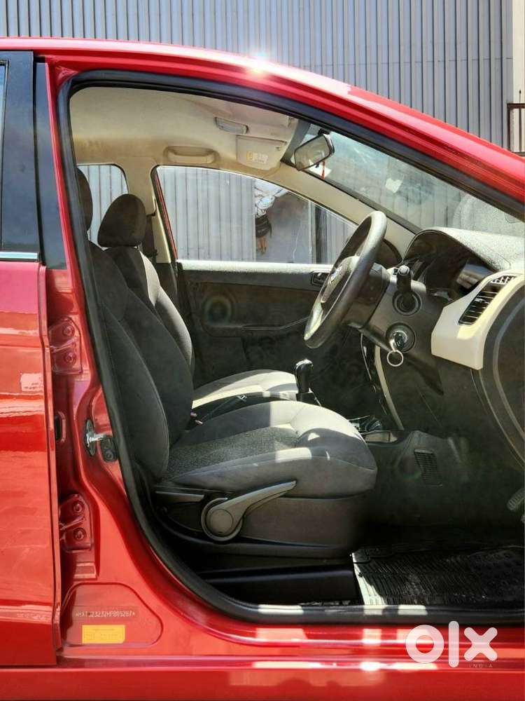 Tata Zest Revotron 1.2t Xms, 2017, Petrol