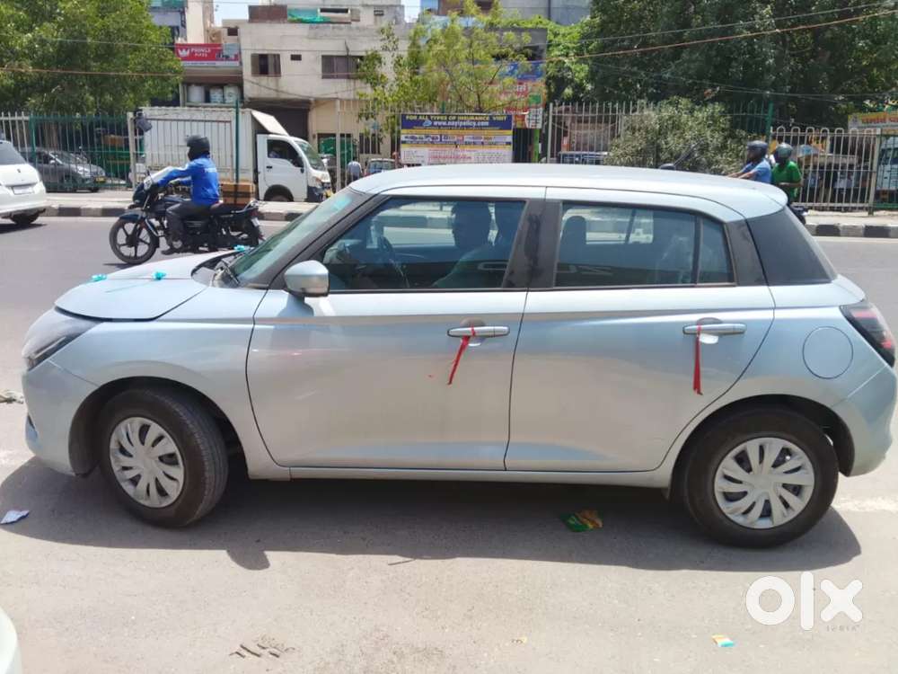 Maruti Suzuki Swift Vxi, 2026, Petrol