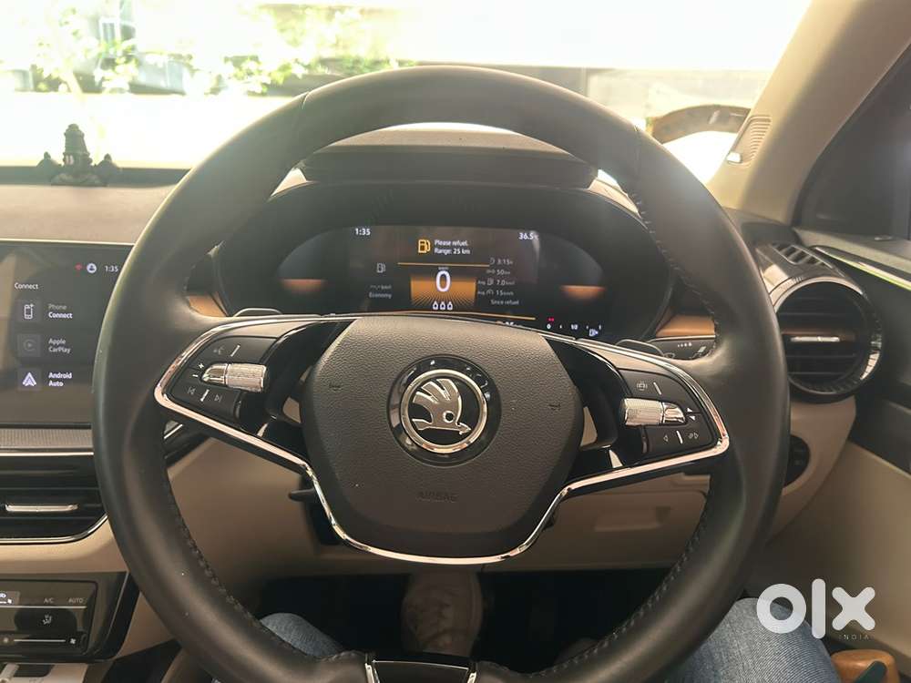 Skoda Slavia Petrol 2024