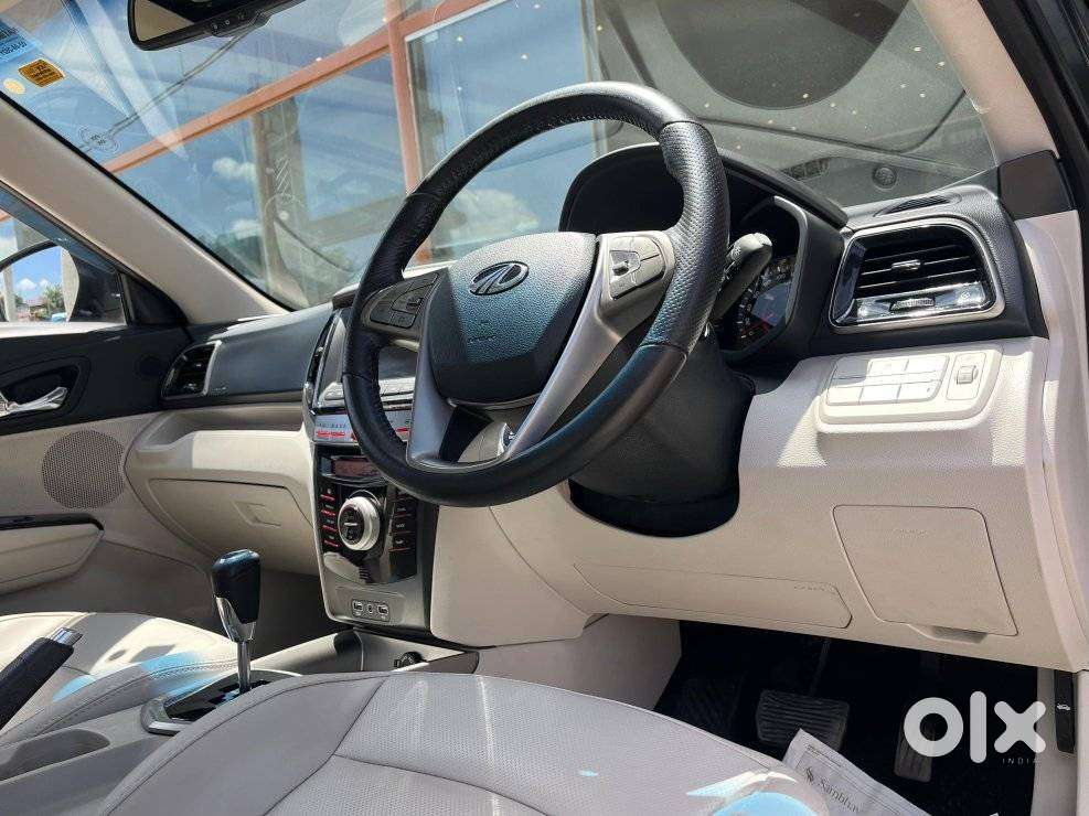 Mahindra Xuv300 W8 (o) 1.5 Diesel Amt, 2021, Diesel