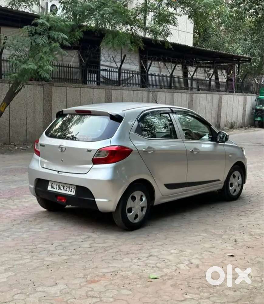 Car Tata Tiago Cng + Petrol