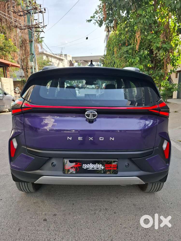 Tata Nexon Fearless S Purple 1.5 Revotorq Diesel 6amt Dual Tone, 202..
