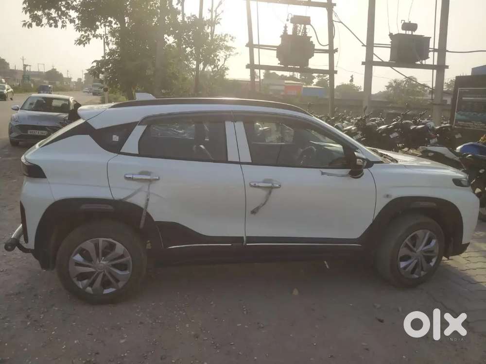 Maruti Suzuki Fronx 2025 Petrol 2900 Km Driven