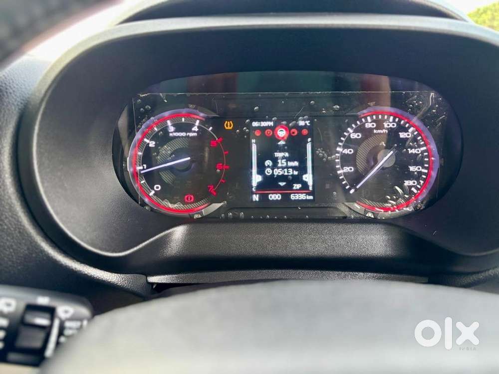 Mahindra Thar Roxx 2025 Diesel 6000 Km Driven