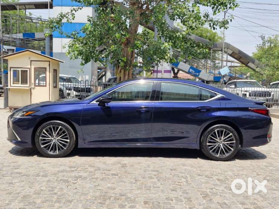 Lexus Es 300h Luxury, 2025, Petrol