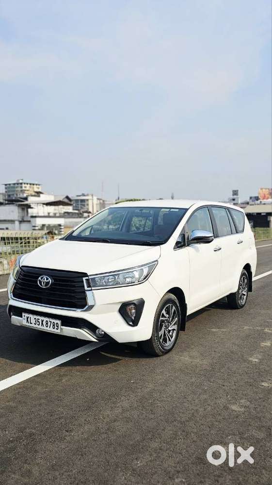 Toyota Innova Crysta 2.4 G Plus Mt 7 Str, 2021, Diesel
