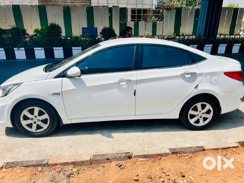 Hyundai Verna 1.6 Crdi - Diesel - Manual