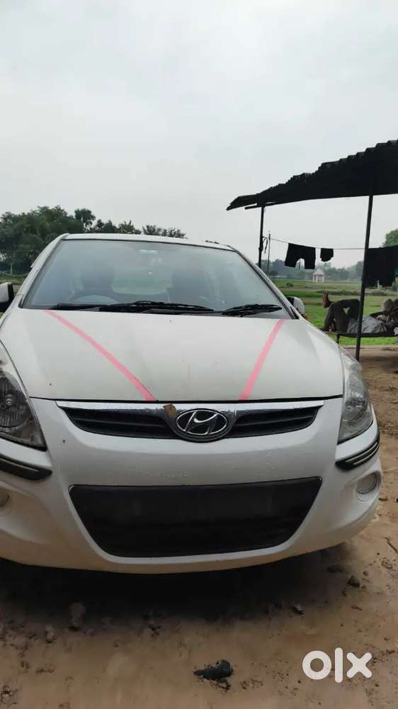 Hyundai I20 Sportz 2010 Car