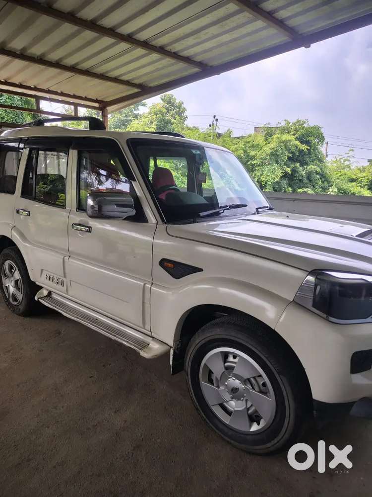 Mahindra Scorpio 2016 Diesel Manual