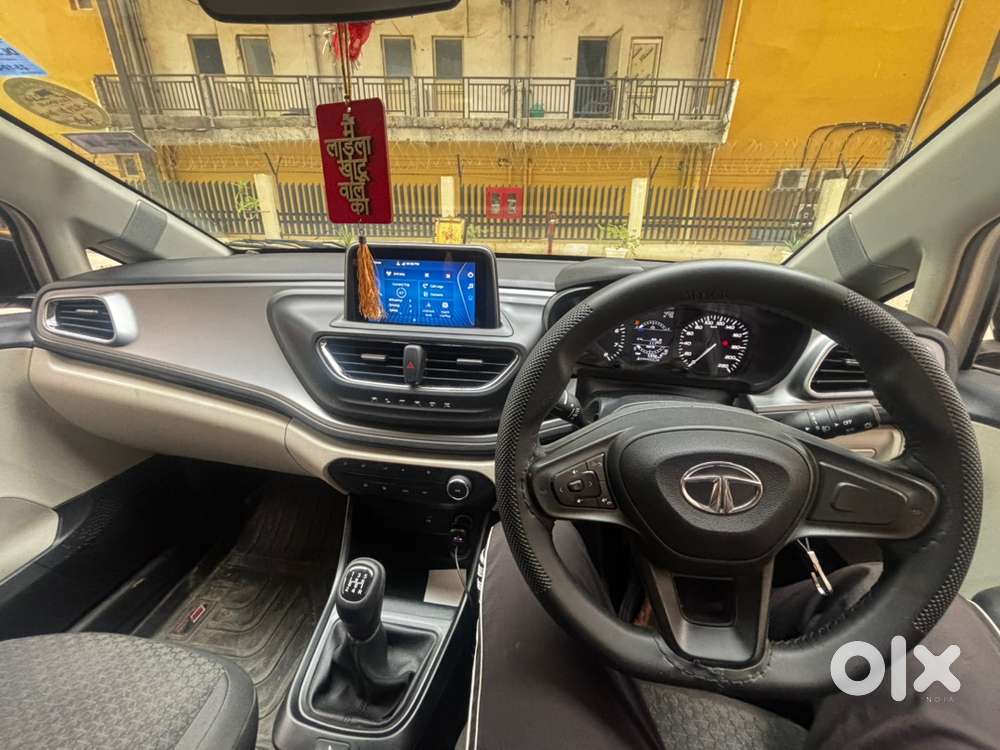 2022 Tata Altroz Xm+  Only 8,000 Km  Single Owner  Under Warranty