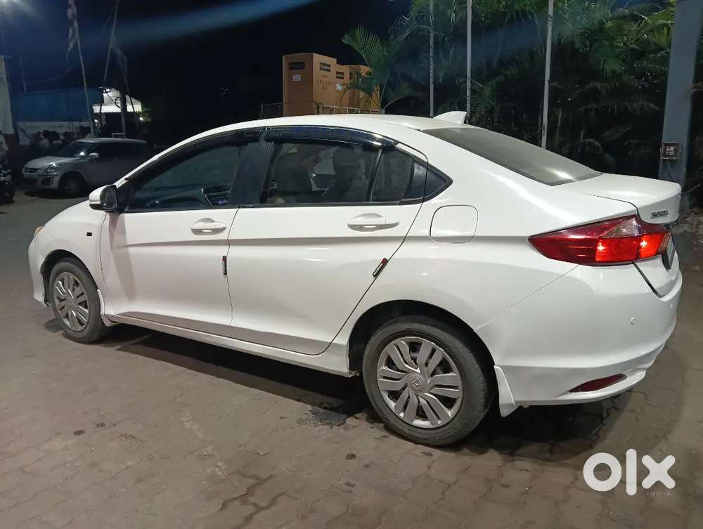 Dealer And Broker Dur Rahe Only Customer Ke Liye