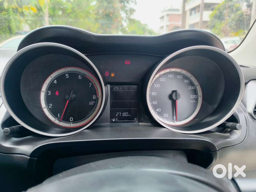 Maruti Suzuki Swift Vxi + Manual, 2021, Petrol