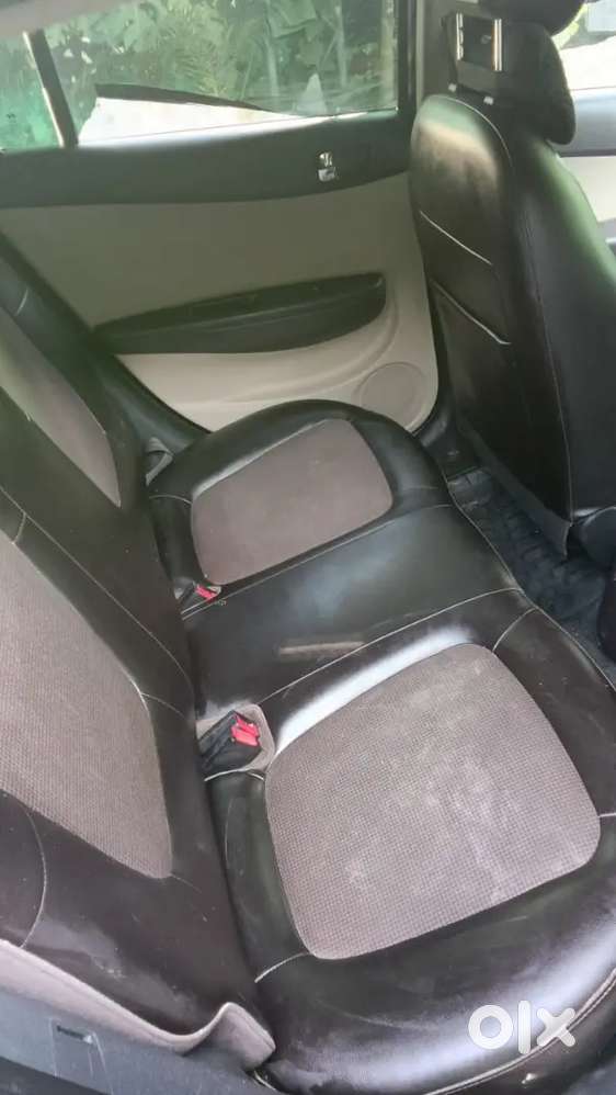 2013 Hyundai I20 पेट्रोल में 19 Km ओडोमीटर