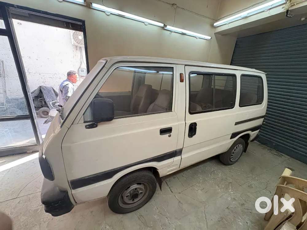 Omni Van 8 Seater Euro 2