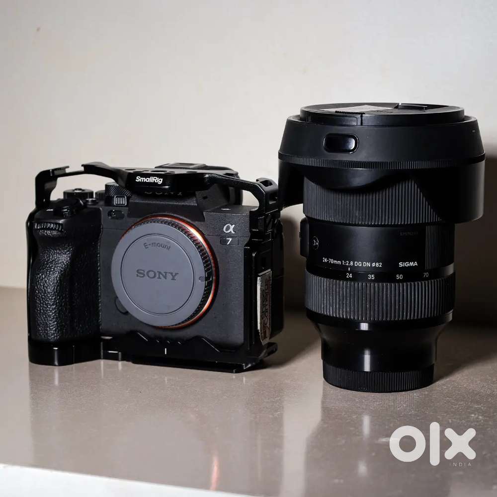 Sony Alpha M4 on rent with Sigma 24-70 mm DG DN