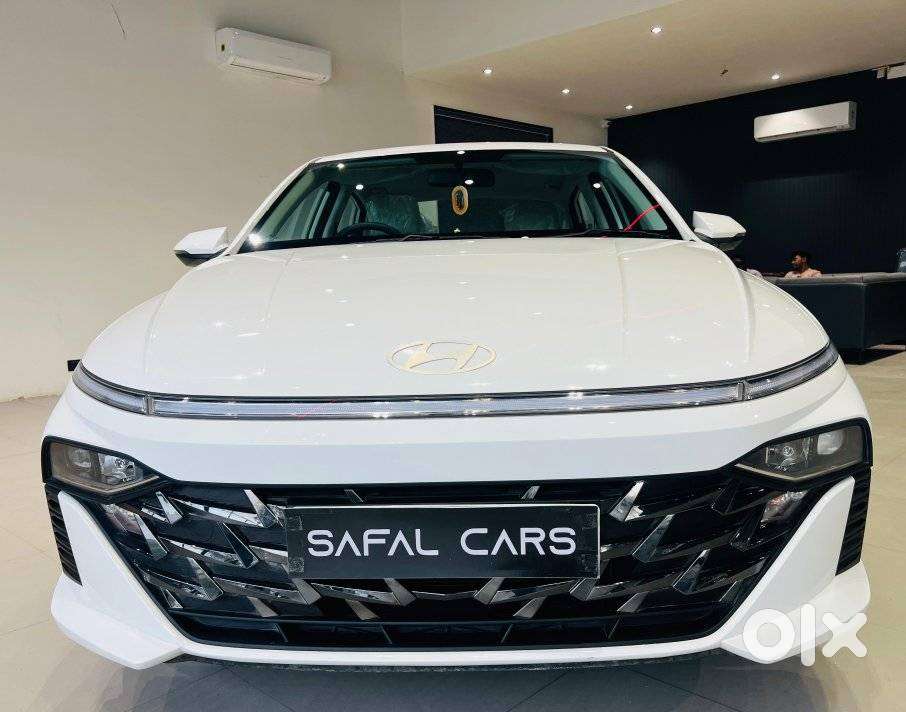 Hyundai Verna 1.5 S Petrol Mt, 2025, Petrol