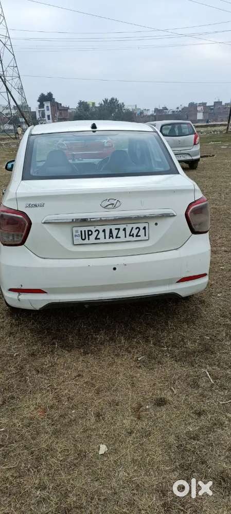 Hyundai Xcent 2015 Petrol 750000 Km Driven