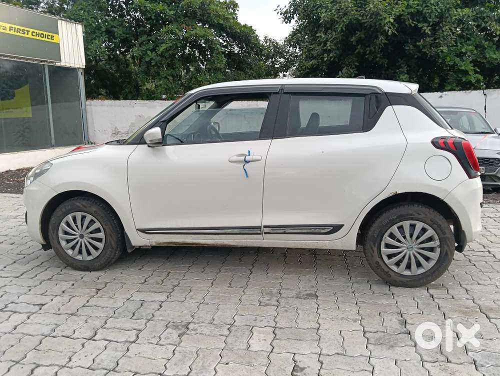 Maruti Suzuki Swift Vxi 1.2 Abs Bs-iv, 2020, Petrol