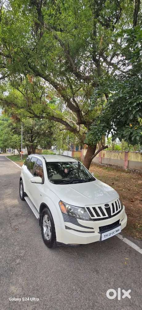 Mahindra Xuv 500 W8,590000