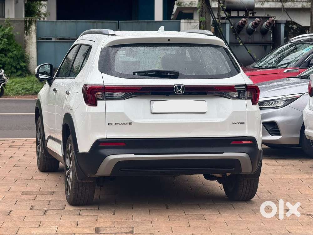 Honda Elevate Zx Cvt, 2023, Petrol