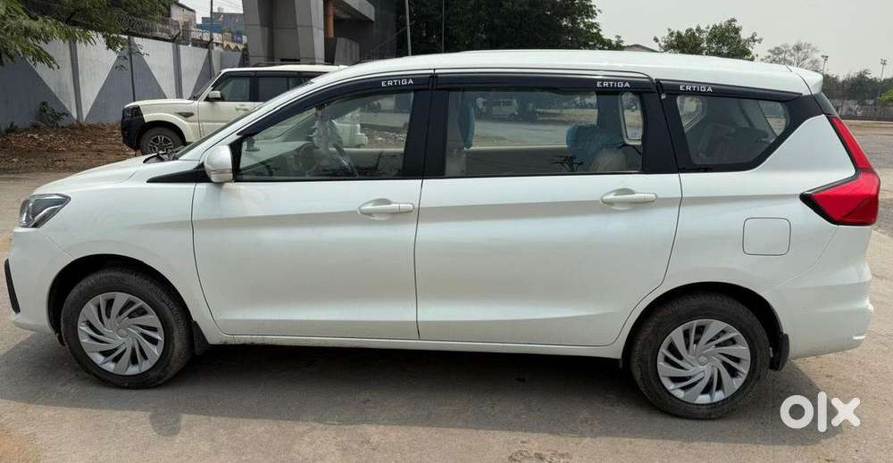 Maruti Suzuki Ertiga 1.5 Vxi, 2024, Petrol
