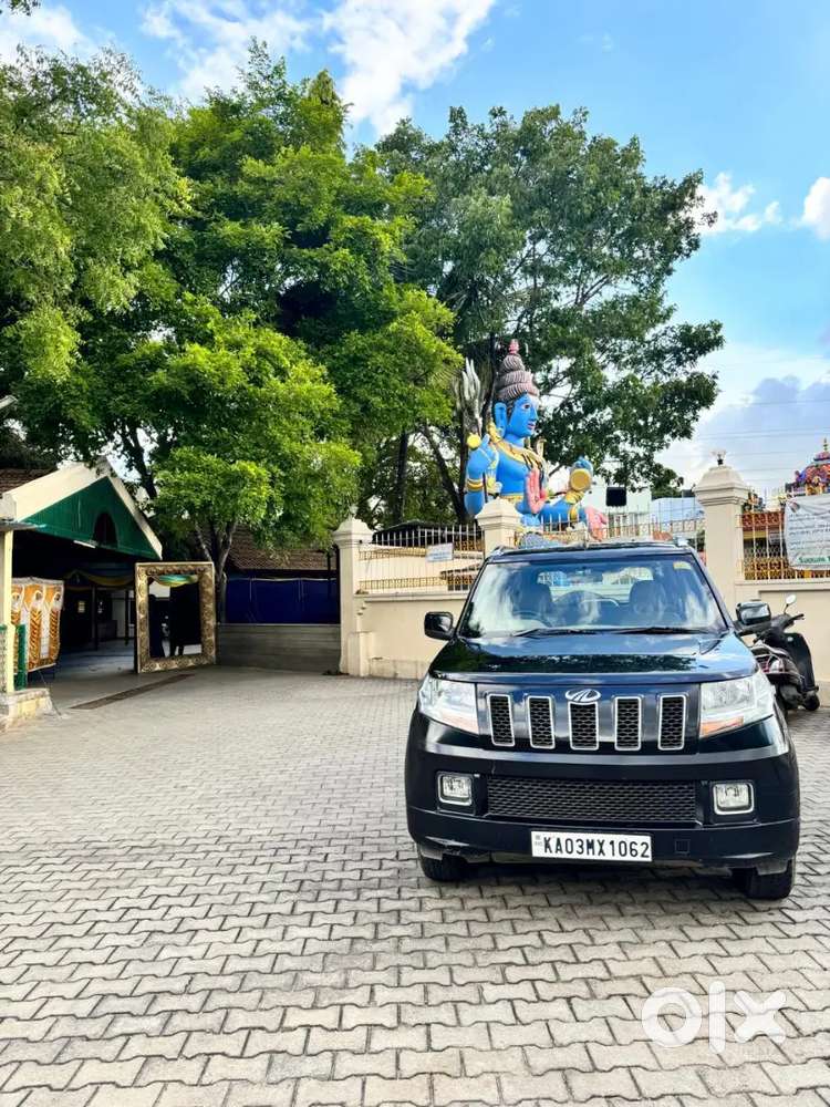 Mahindra Tuv 300 2015 Automatic