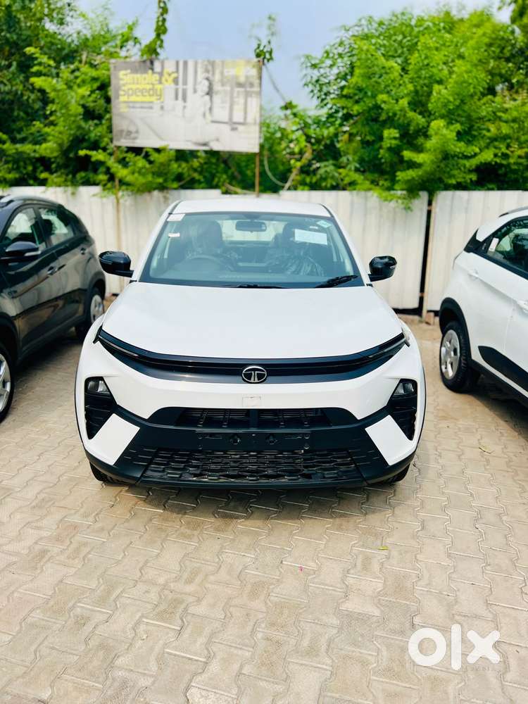 Tata Nexon Smart Plus1.2 Revotron Petrol 5 Mt, 2026, Cng & Hybrids