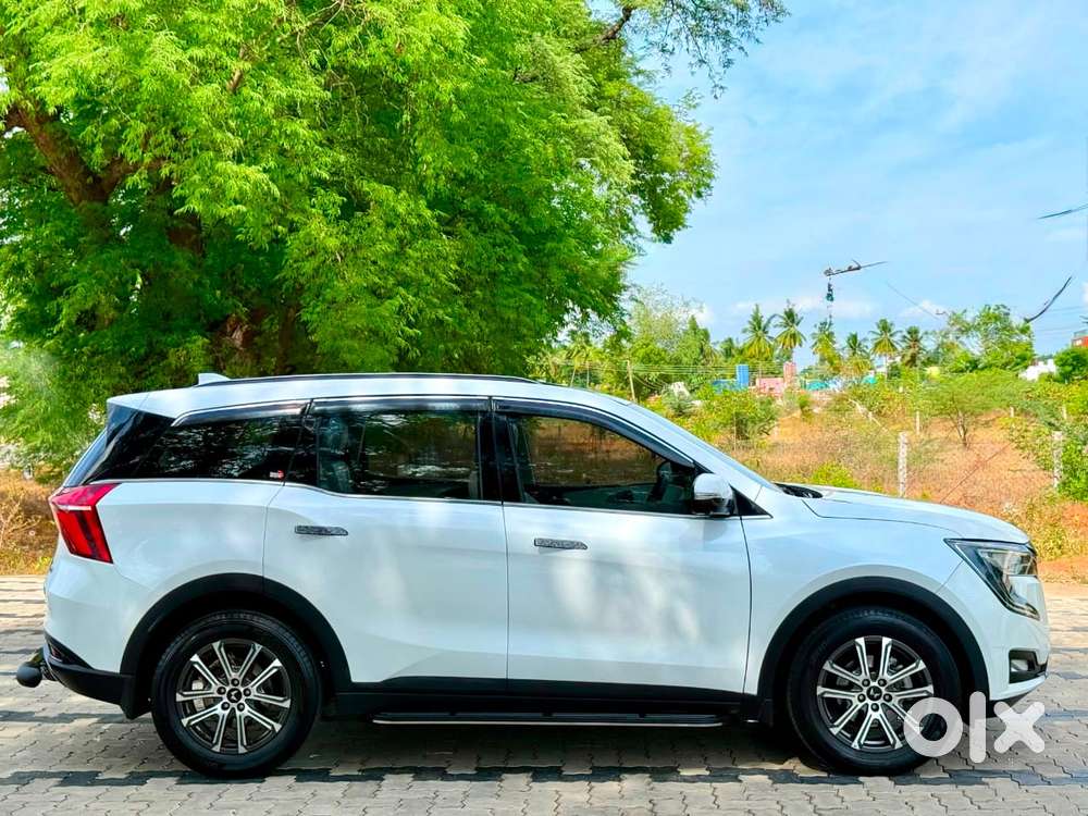 Mahindra Xuv700 2.2 Ax 7 Diesel Mt Luxury Pack Str, 2025, Diesel