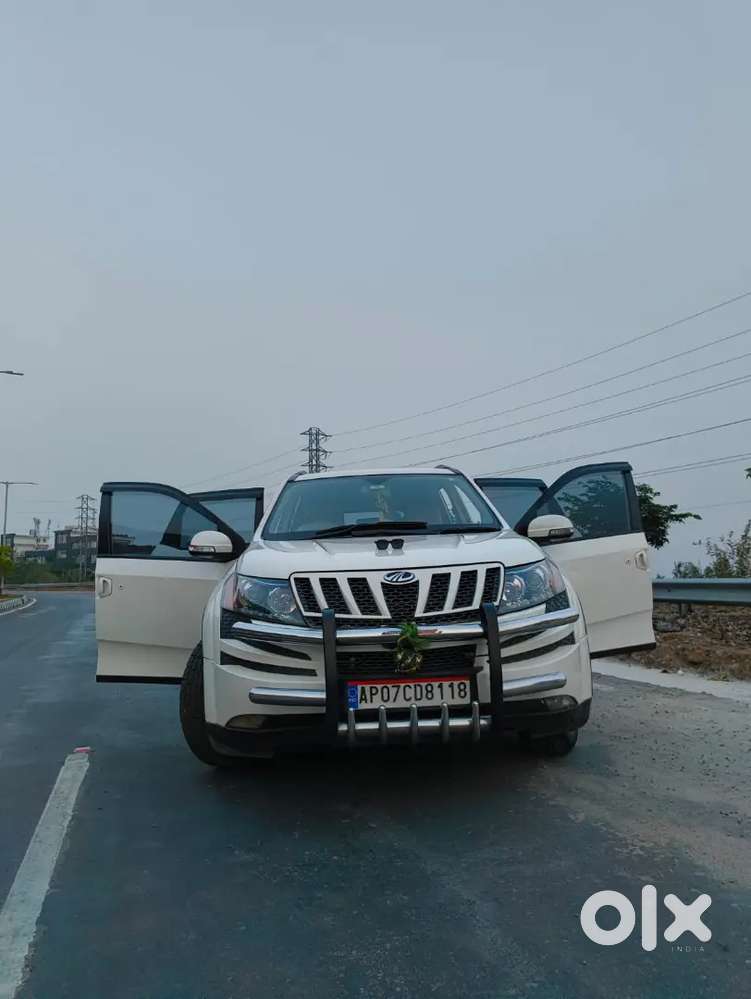 Mahindra Xuv500 2.2 W8 2014