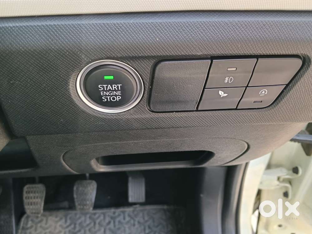 Tata Punch Accomplished, 2023, Petrol