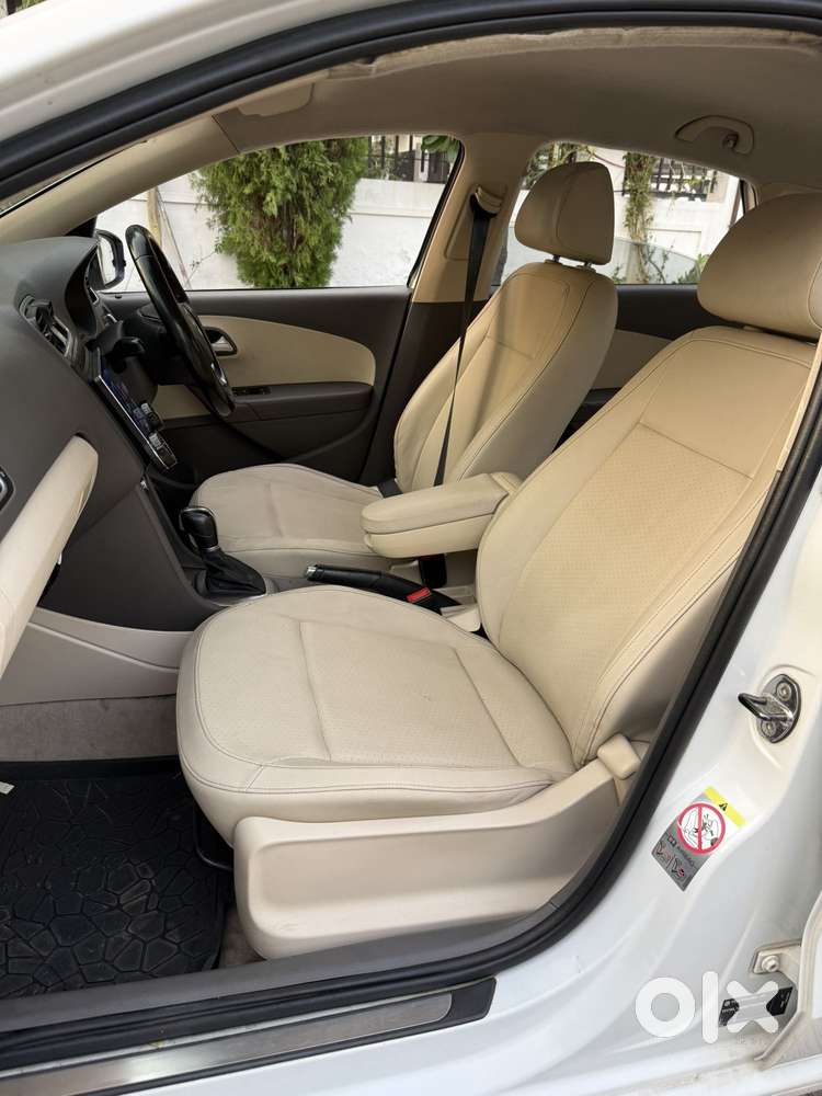 Volkswagen Vento 1.2 Tsi Highline Plus At, 2014, Petrol