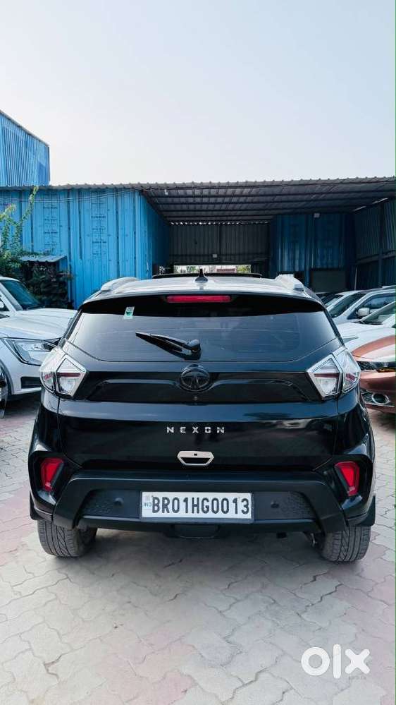 Tata Nexon 1.5 Revotorq Xza Plus Luxs Red Dark Edition Amt, 2023, Di..
