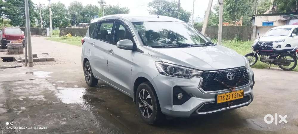 Toyota Rumion Petrol 2024 Manual