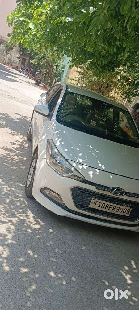 Hyundai I20 Sportz 1.2 Bs-iv, 2015, Diesel