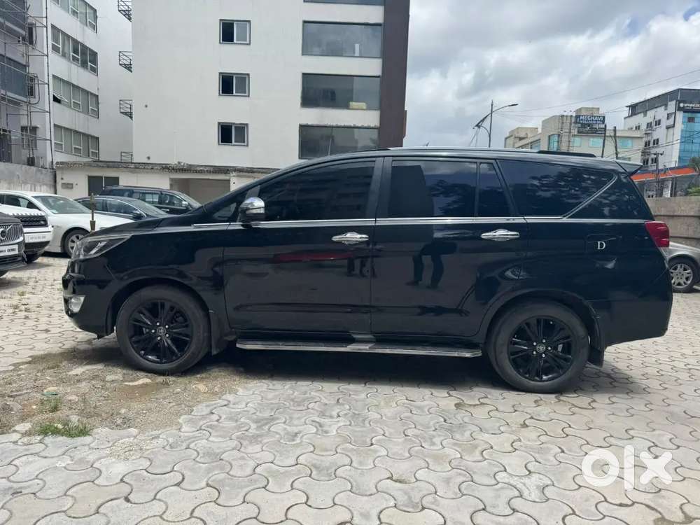Toyota Innova Crysta 2017 2.8z