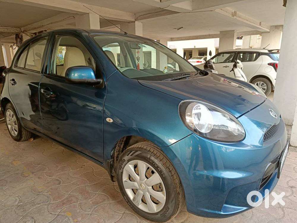 Nissan Micra Cvt Xv, 2015, Petrol