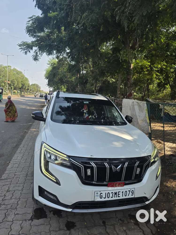 Mahindra Xuv700 Ax 5 Petrol 2021