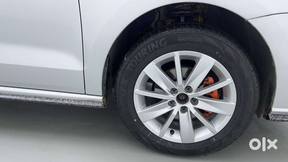 Volkswagen Vento Petrol Highline At, 2022, Petrol