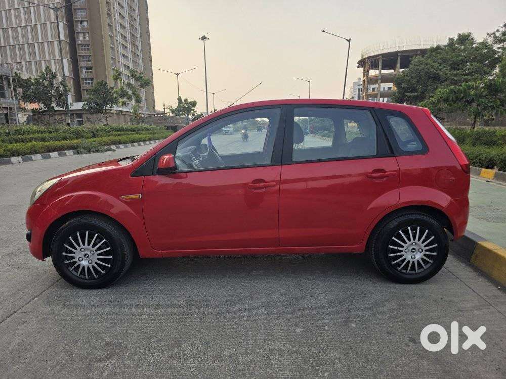 Ford Figo 1.2p Titanium Mt, 2010, Petrol