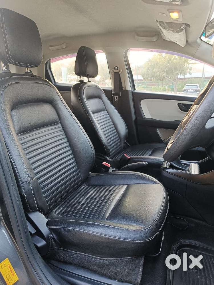 Tata Altroz 1.2 Xe, 2021, Petrol