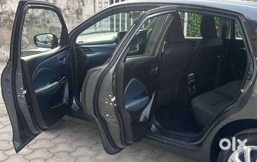 Maruti Suzuki Baleno Zeta Ags 2025, 14800 Kms Chandigarh Registration.